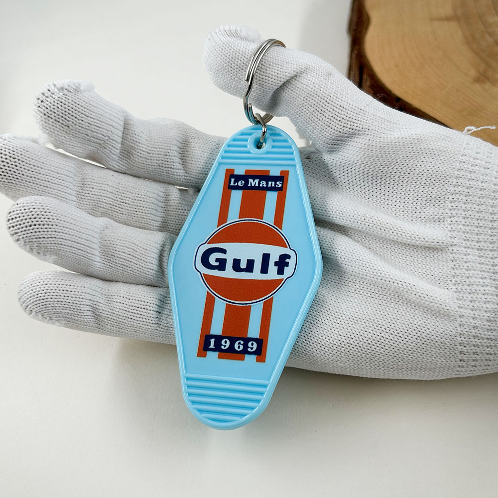 Gulf GT40 Livery Keychain Icon - đánh giá và giá Streetwear Brand Accessories